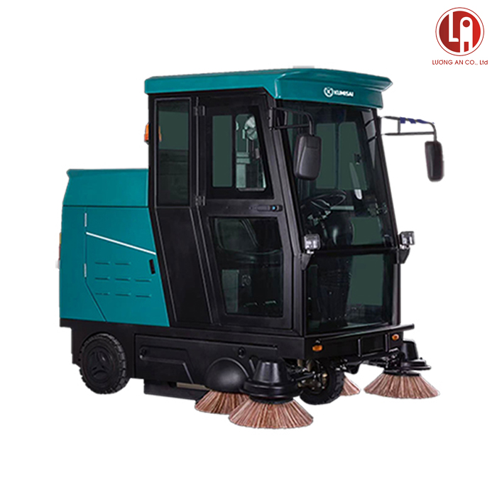 Xe quét rác ngồi lái Kumisai KMS 180